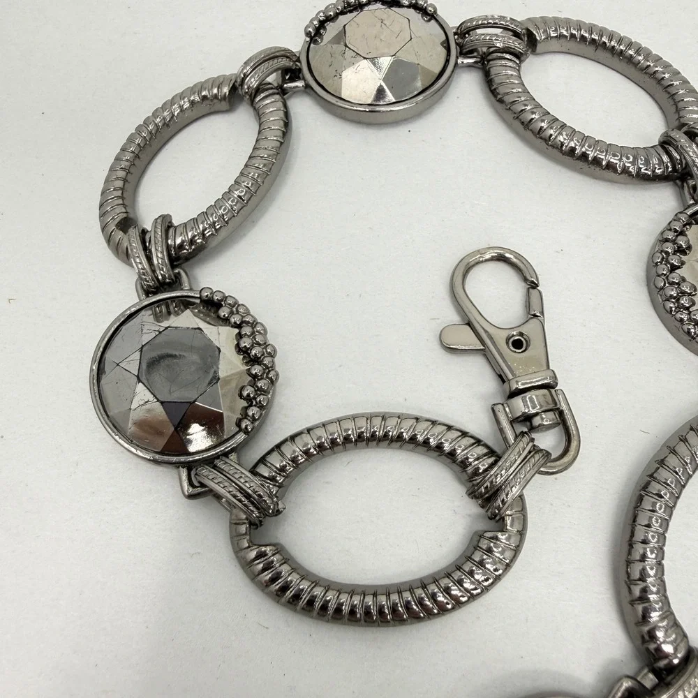 Gunmetal Chain Link Belt with‎ Large Faceted Grey Crystals and Textured Ovals